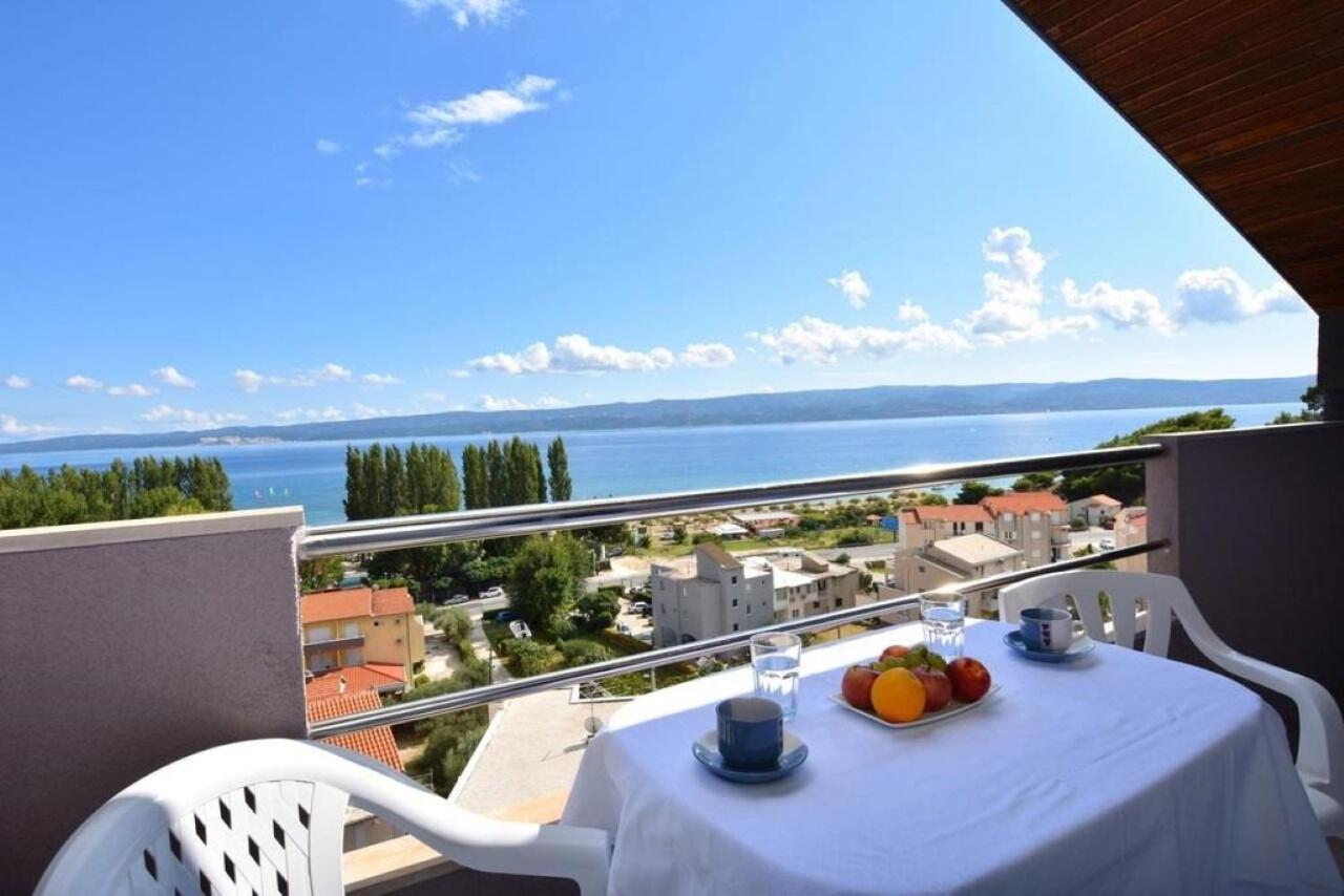 Apartment Rene Omiš Exterior foto
